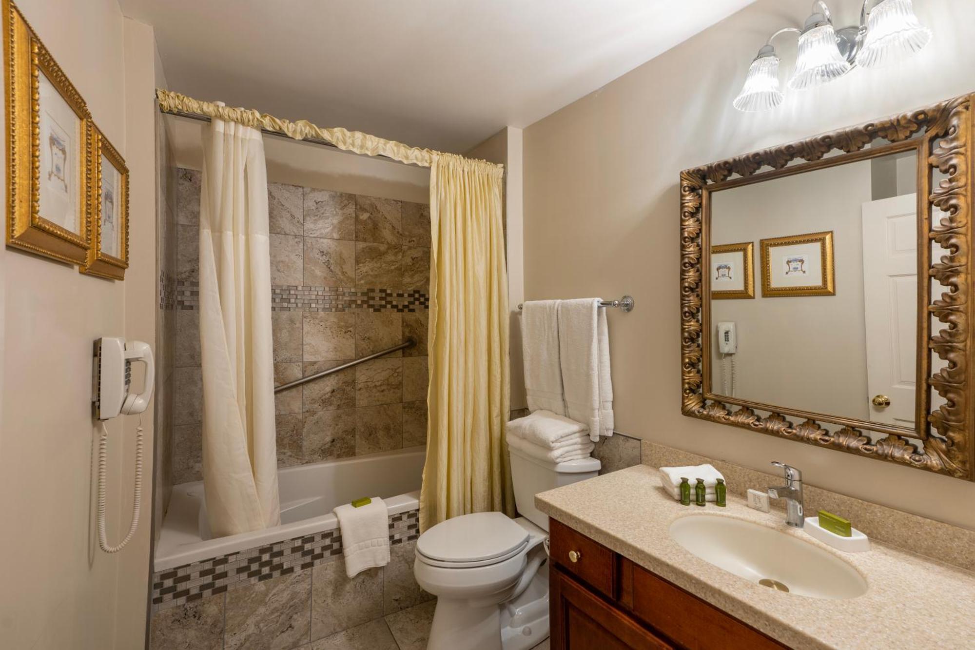 Quarter House Suites New Orleans Exterior photo