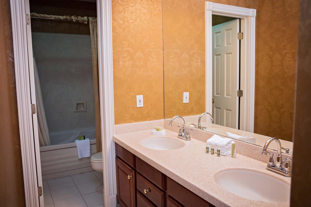 Quarter House Suites New Orleans Exterior photo