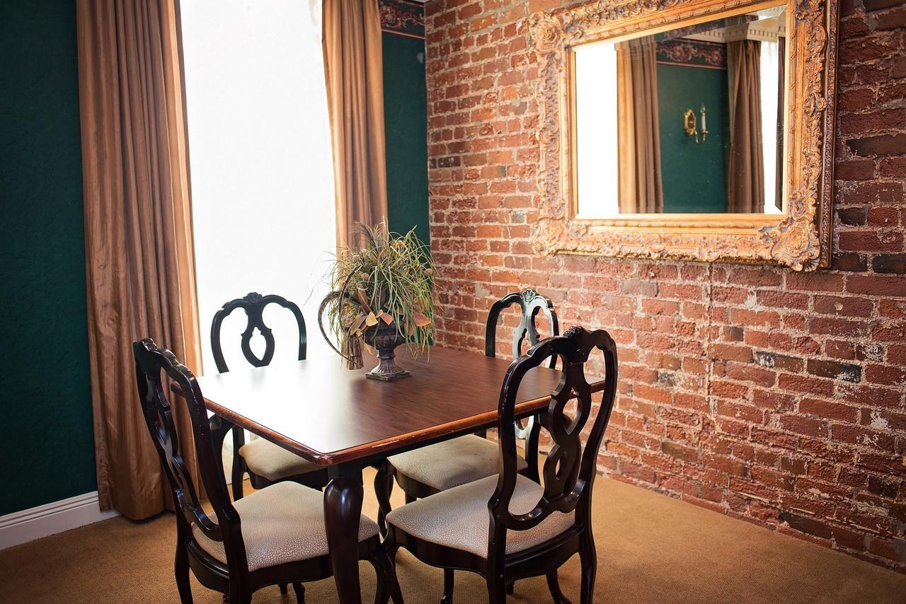 Quarter House Suites New Orleans Exterior photo