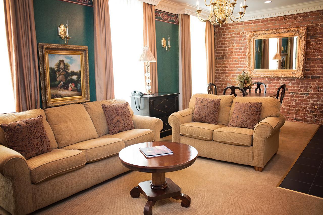 Quarter House Suites New Orleans Exterior photo
