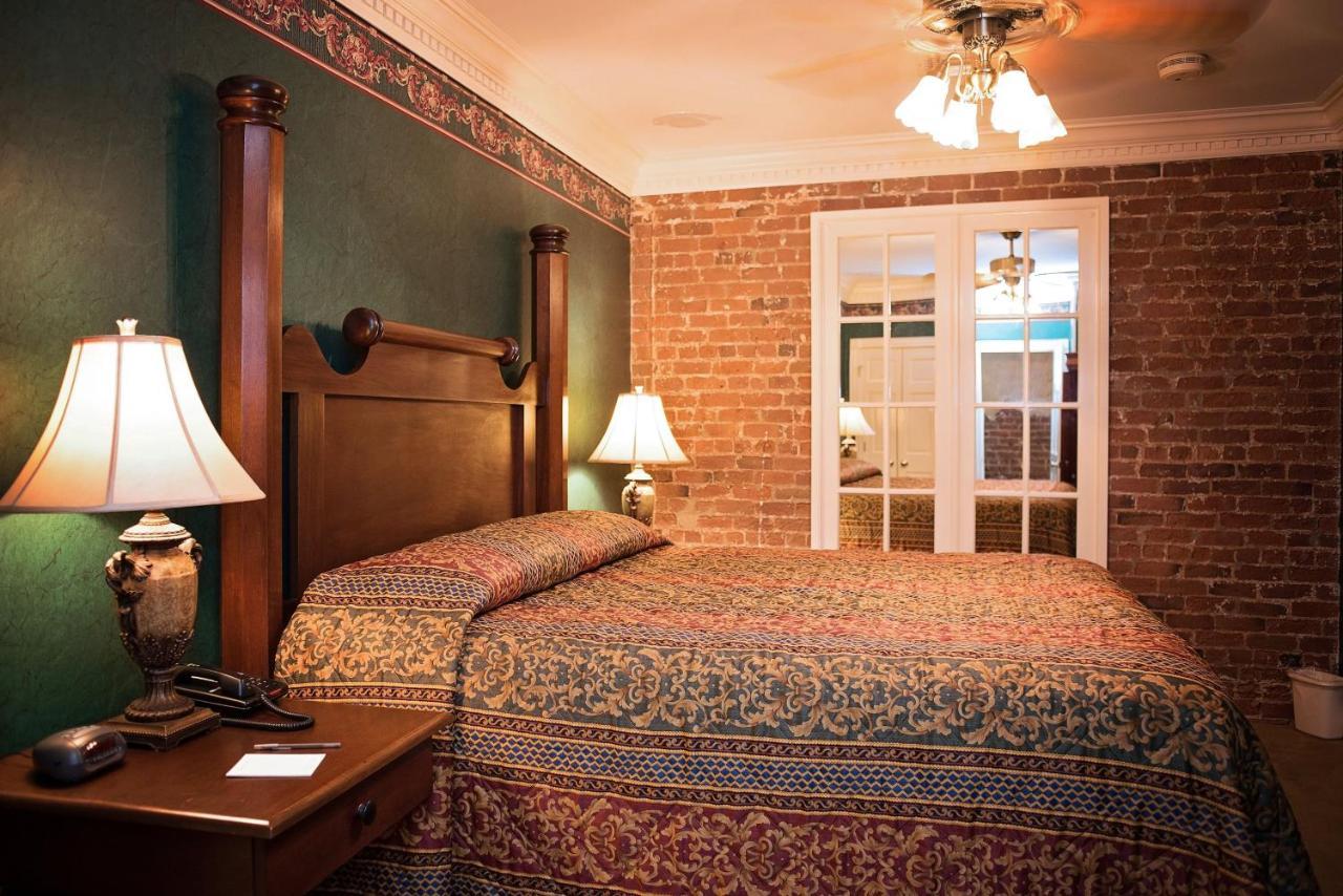 Quarter House Suites New Orleans Exterior photo