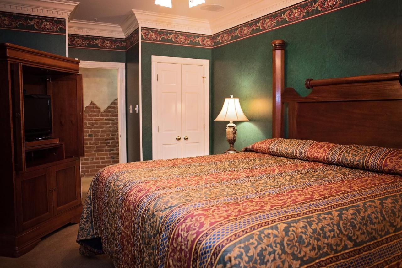 Quarter House Suites New Orleans Exterior photo