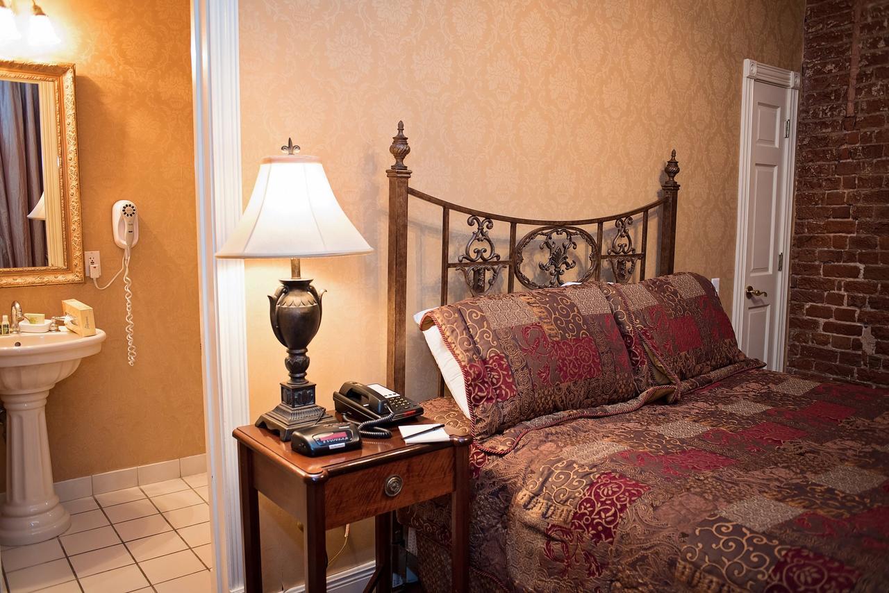 Quarter House Suites New Orleans Exterior photo