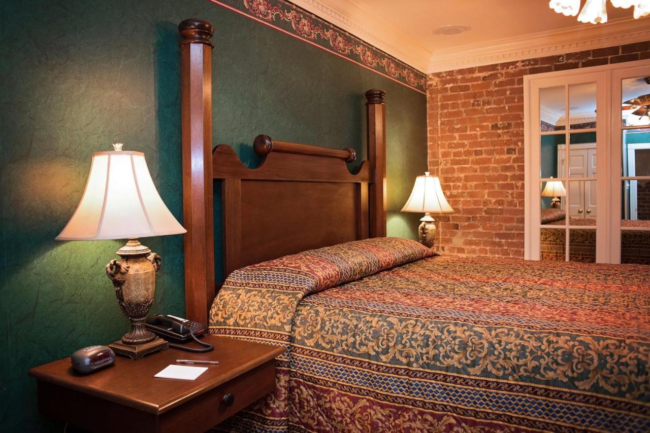 Quarter House Suites New Orleans Exterior photo