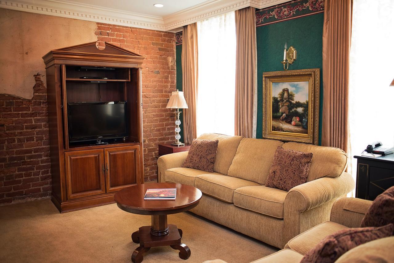 Quarter House Suites New Orleans Exterior photo